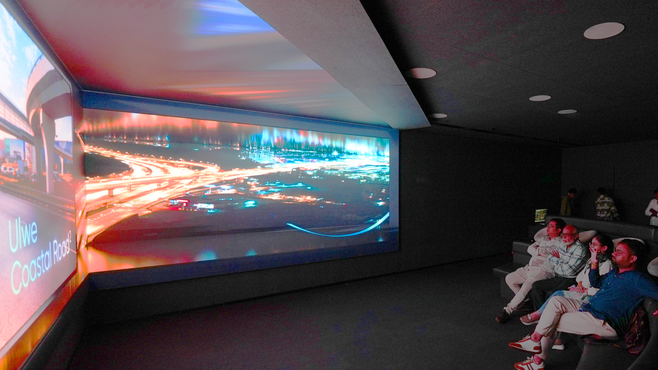 V-shape interactive display