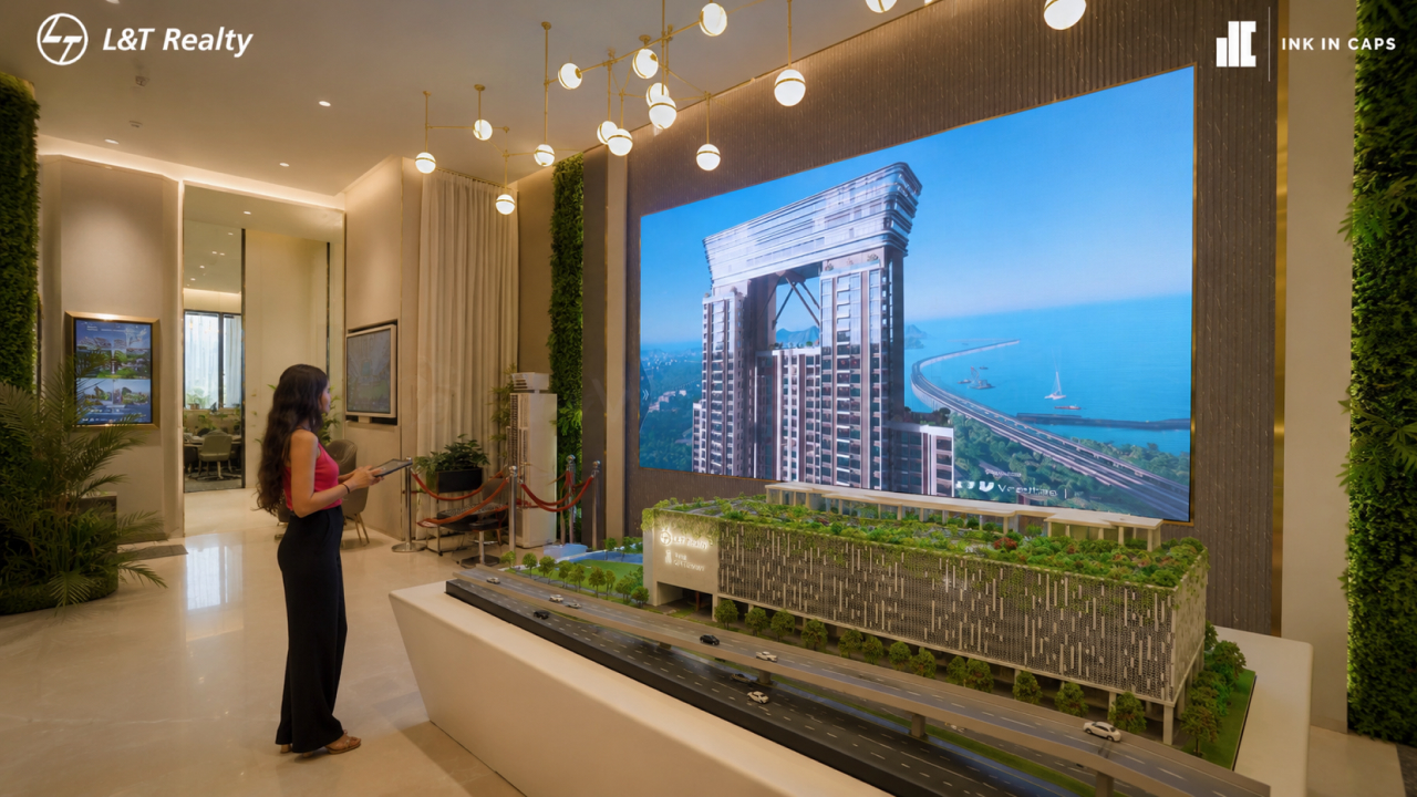 Interaactive large display sync with ipad