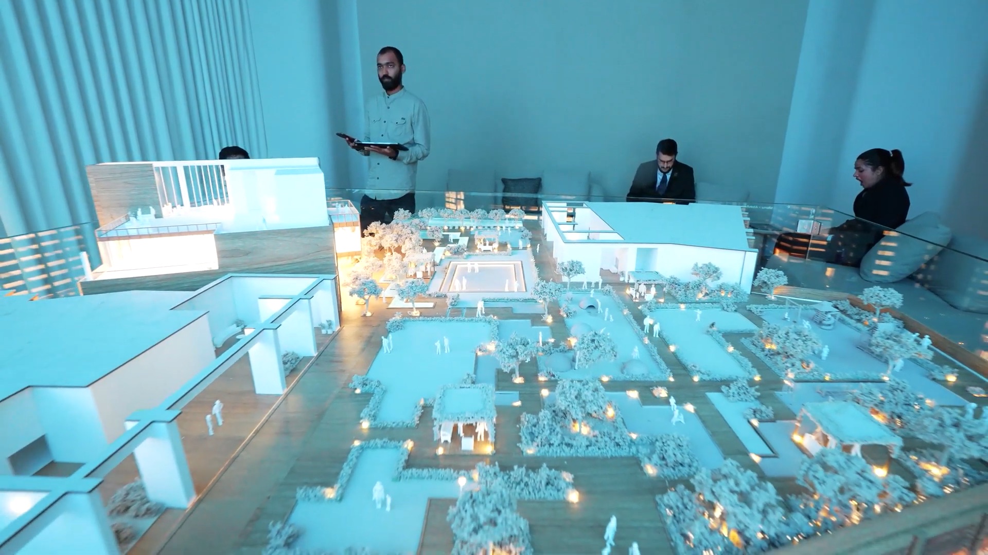 Intigrating iot scale model